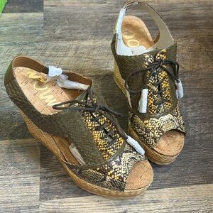 NWT Sam Edelman Tinley platform wedge size 9